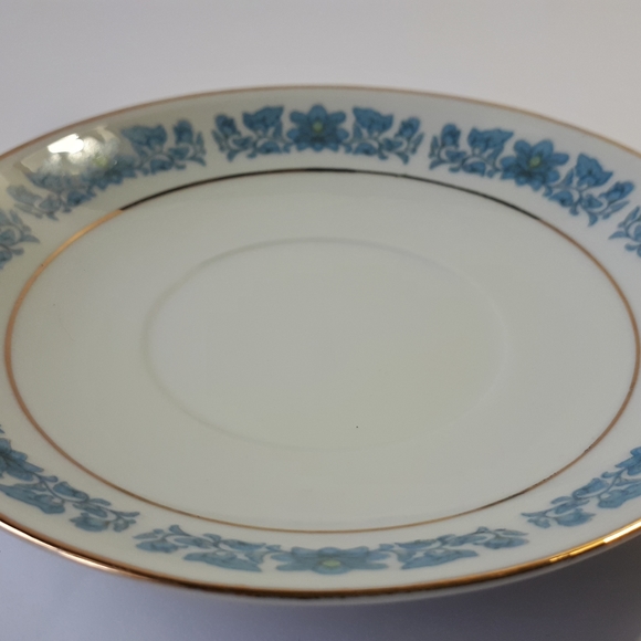 Liling Vintage Fine China Lily Tea Cup And Saucer Sets, 6 Complete Sets - Picture 7 of 12